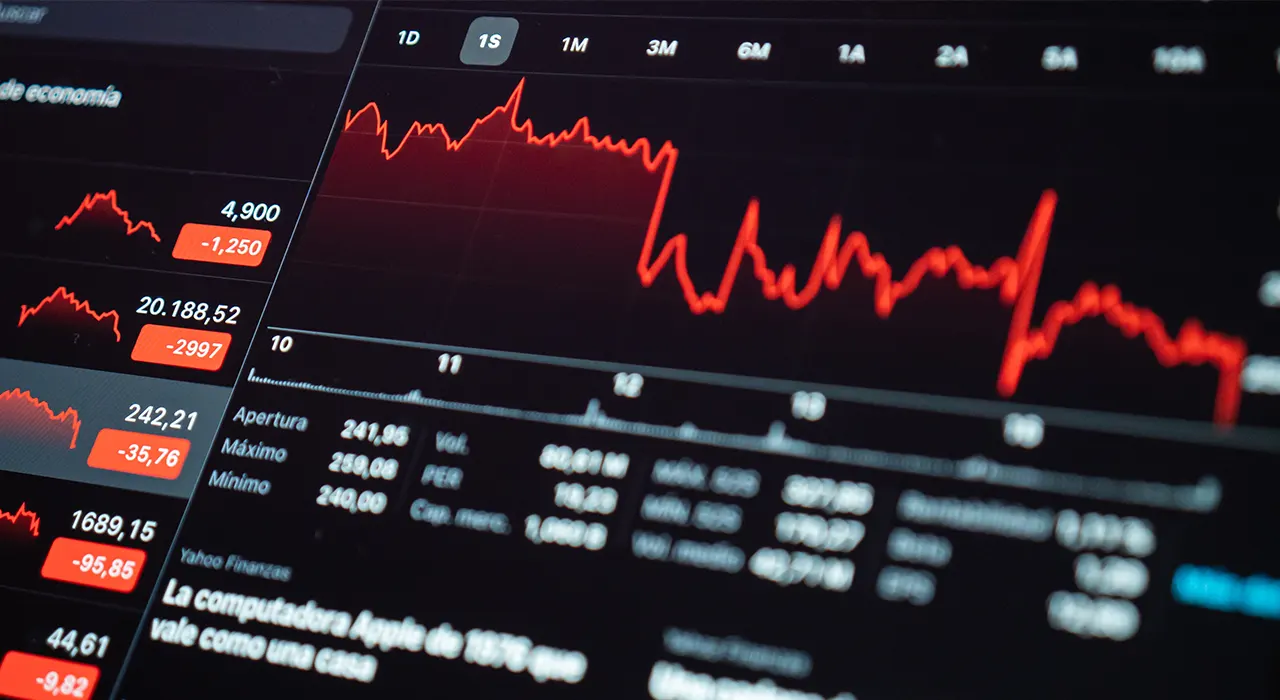 Крипторинки в умовах стискання ліквідності: що реально рухає ціни у 2026 році | Блог Namomenti 9